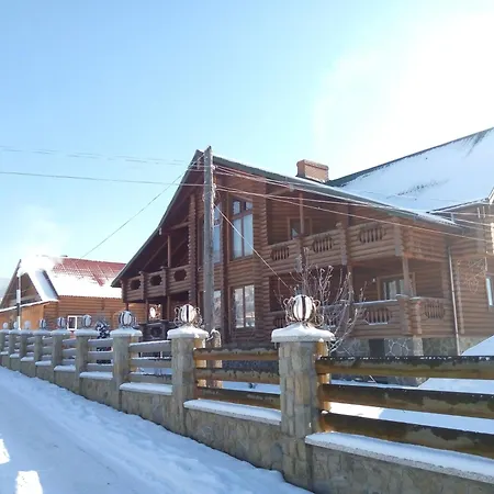 Casa de hóspedes у василини та романа 4*